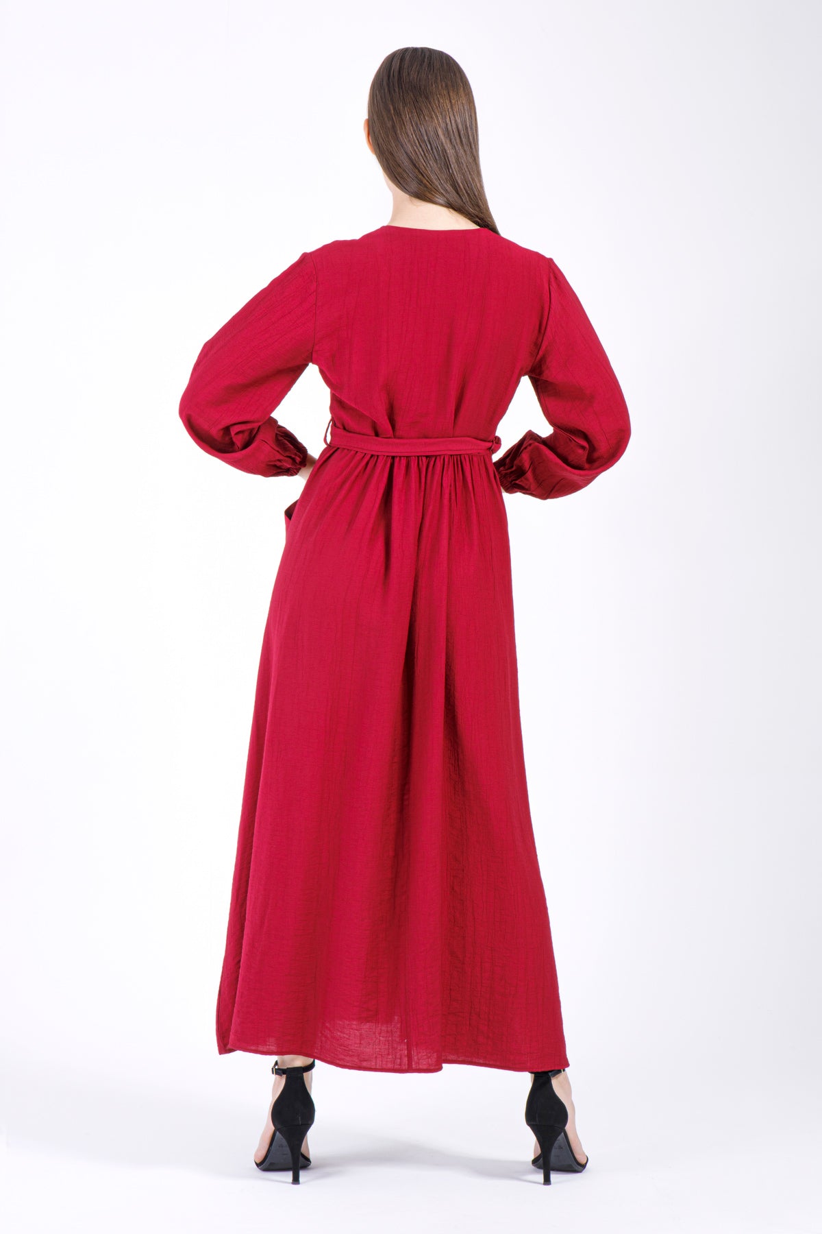 Ruby Elegance Maxi Dress – Deep Red