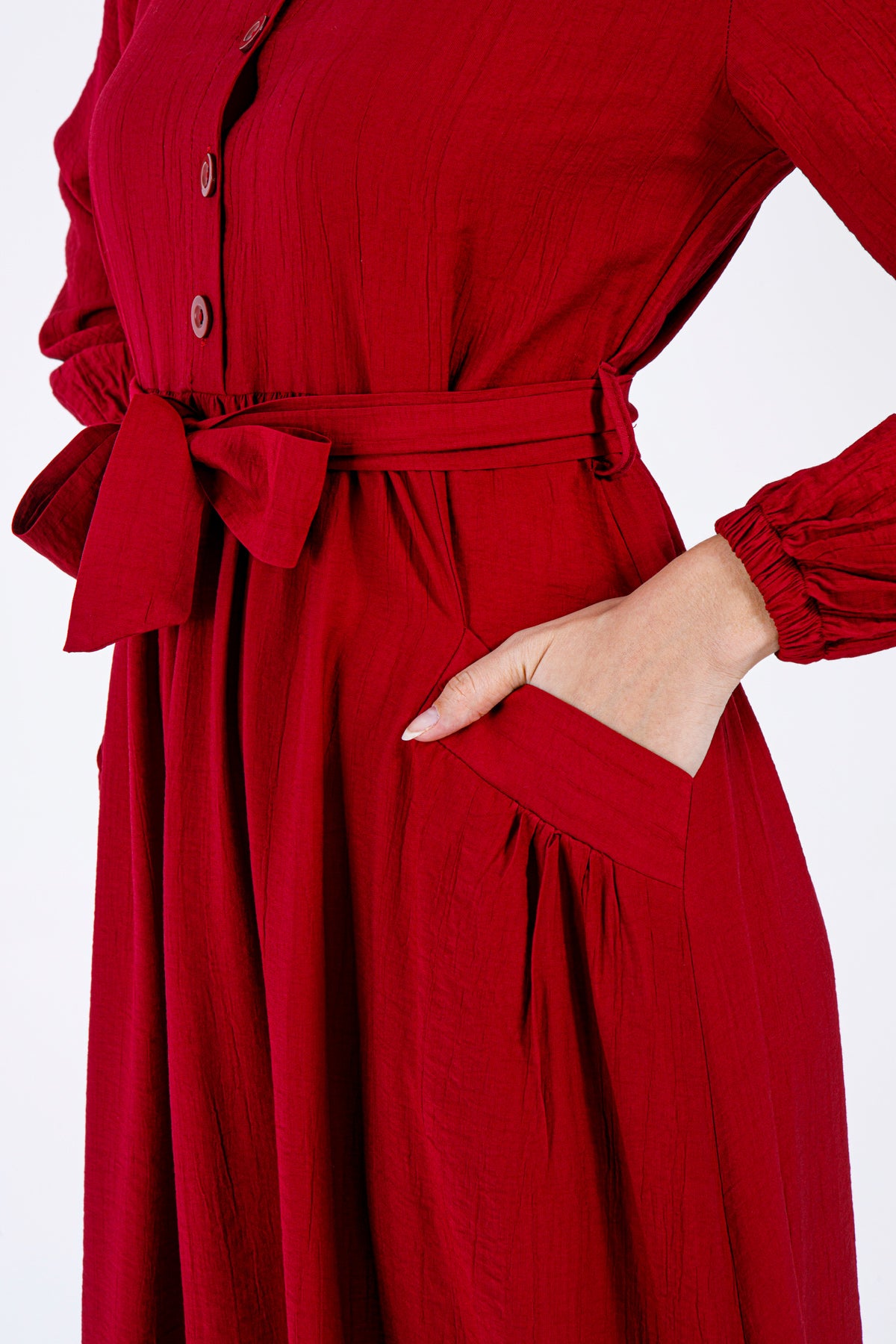 Ruby Elegance Maxi Dress – Deep Red