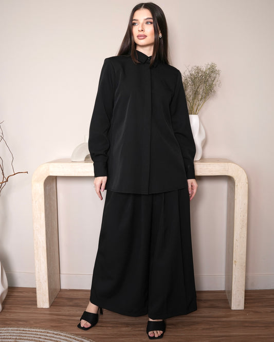 Ebon Elegance Set - Black with Pleated Back