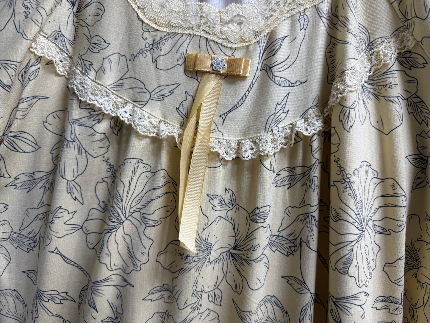 Liora – Soft Cream Floral Nightdress | Women’s Lace Sleepwear